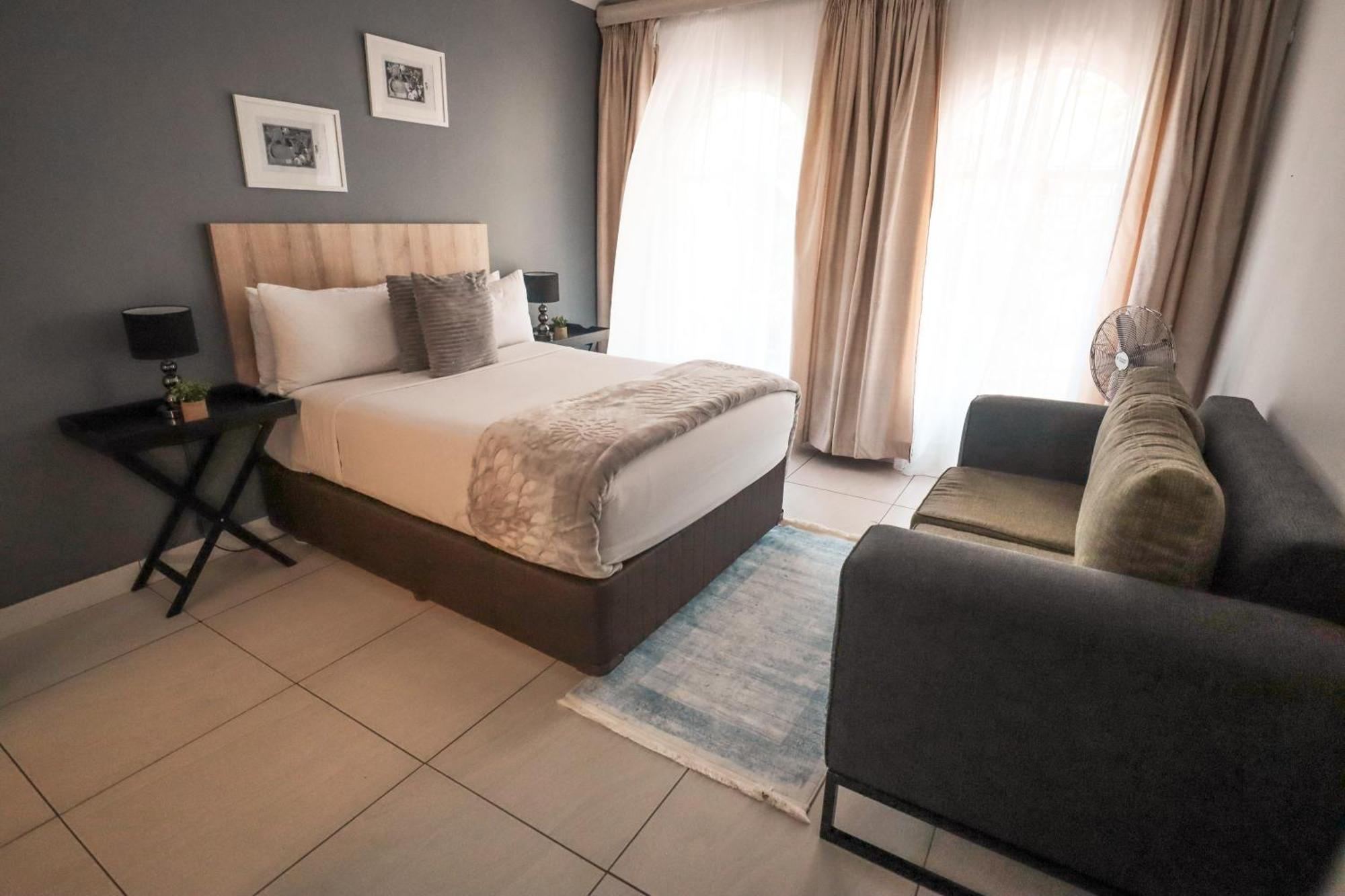 Menlyn Maine: The Exquisite Lunette Pretoria-Noord エクステリア 写真